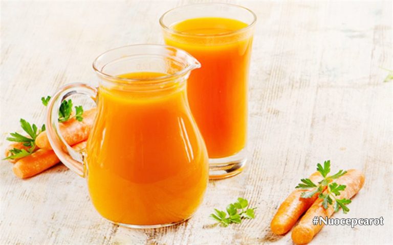 Nước uống cho bé - Tuyệt chiêu làm nước ép cà rốt bằng máy xay sinh tố tại nhà