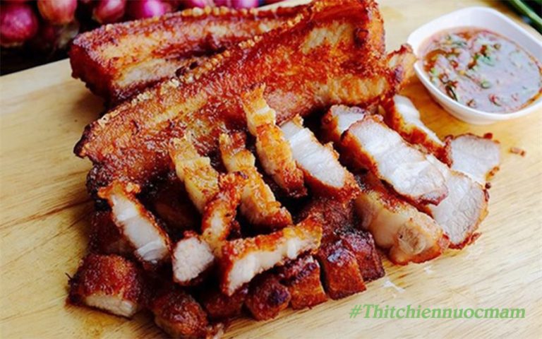 Cách chế biến thịt chiên nước mắm kiểu Thái thơm ngon hấp dẫn