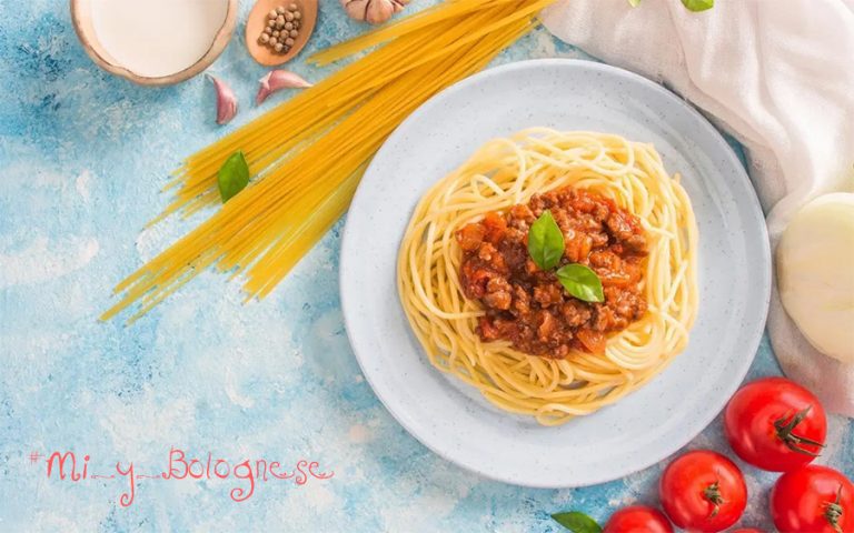 Làm món mì ý ѕốt bò băm - Pasta Bolognese tiện lợi đơn ɡiản
